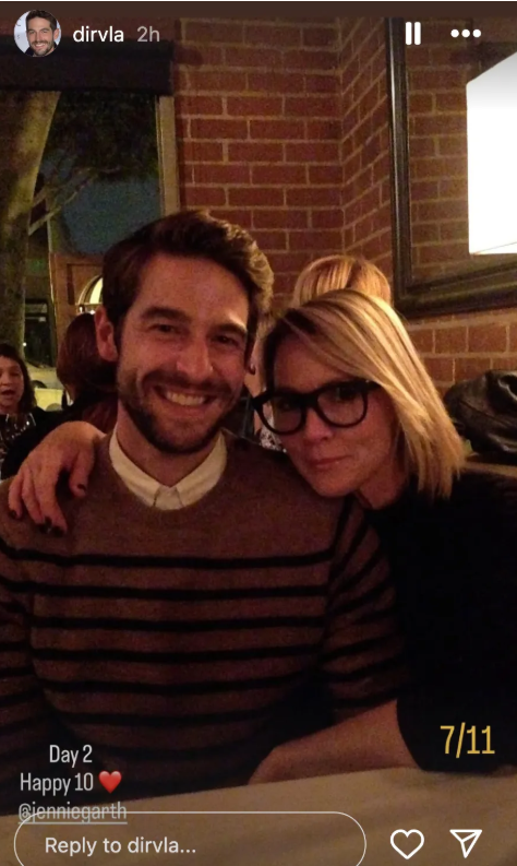 Jennie Garth, Dave Abrams celebrate a decade of togetherness