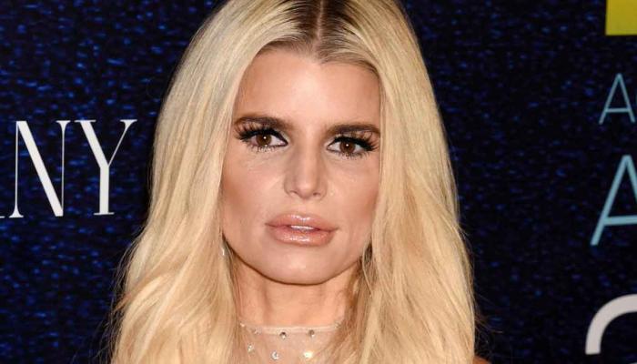 Jessica Simpson reveals sultry transformation for 45th birthday