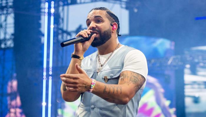 Drake’s Wireless Festival highs end on incredibly low note