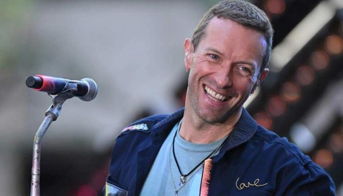 Coldplay’s lead singer Chris Martin major concert mishap goes viral