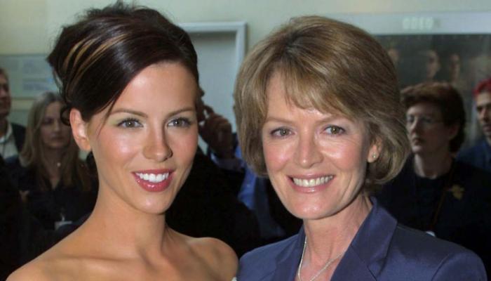 Kate Beckinsales mother passes away at 78