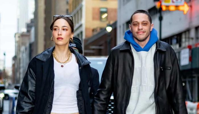Pete Davidson makes vulnerable remarks after girlfriends pregnancy reveal