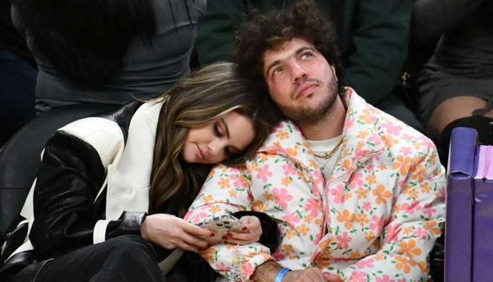 Netizens tear into Selena Gomezs wedding plans with Benny Blanco