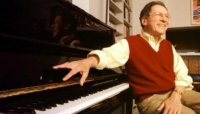 Tom Lehrer saddens fans as satirical musician passes away at 97