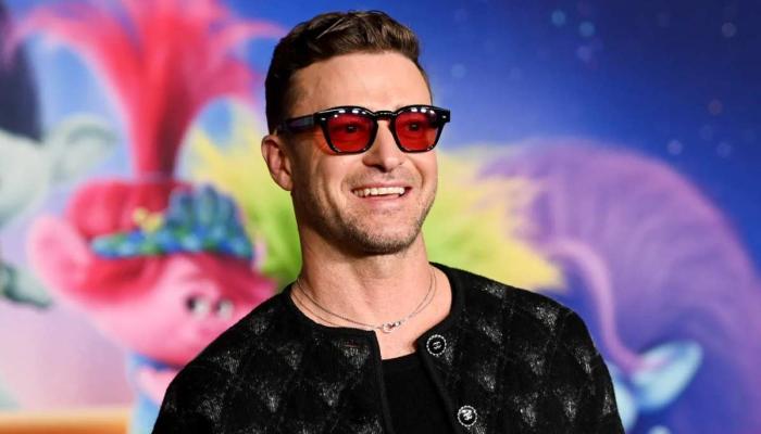 Justin Timberlake turns to NSYNC as backlash on performance grows
