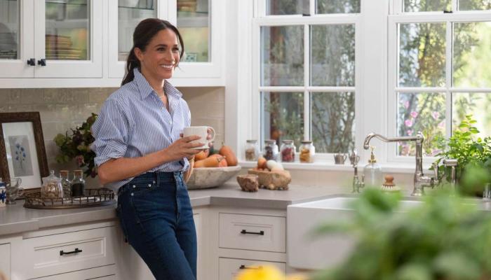 Will A-list celebs save Meghan Markles show? Expert warns of gimmicky pivot