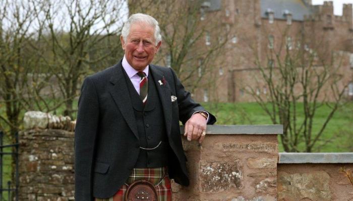 Why King Charless pre-vacation stop matters to Scottish royal history