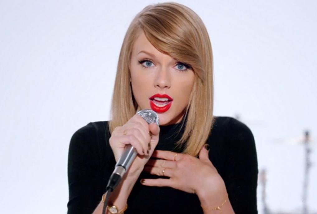 Taylor Swift proves songwriting talent on new album with THIS move
