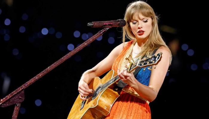 Taylor Swift explains why she chose orange for new album