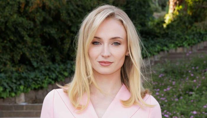 Sophie Turner reveals Toxic dating habit amid reunion With Peregrine Pearson