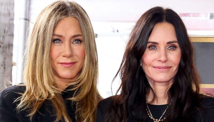 Jennifer Aniston, Courteney Cox bless fans with peak ‘Friends’ energy