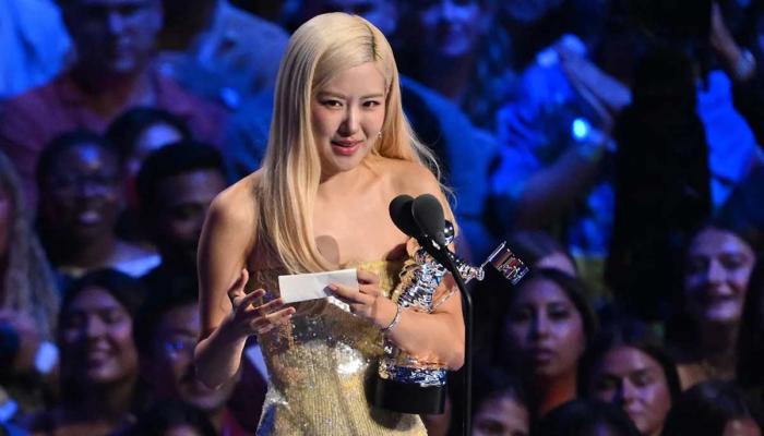 BLACKPINK Rosé makes history at the 2025 VMAs