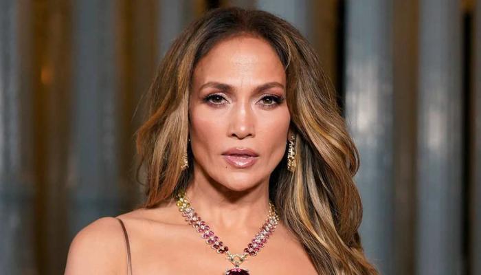 Jennifer Lopez, ex Ben Affleck spark frenzy with reunion buzz