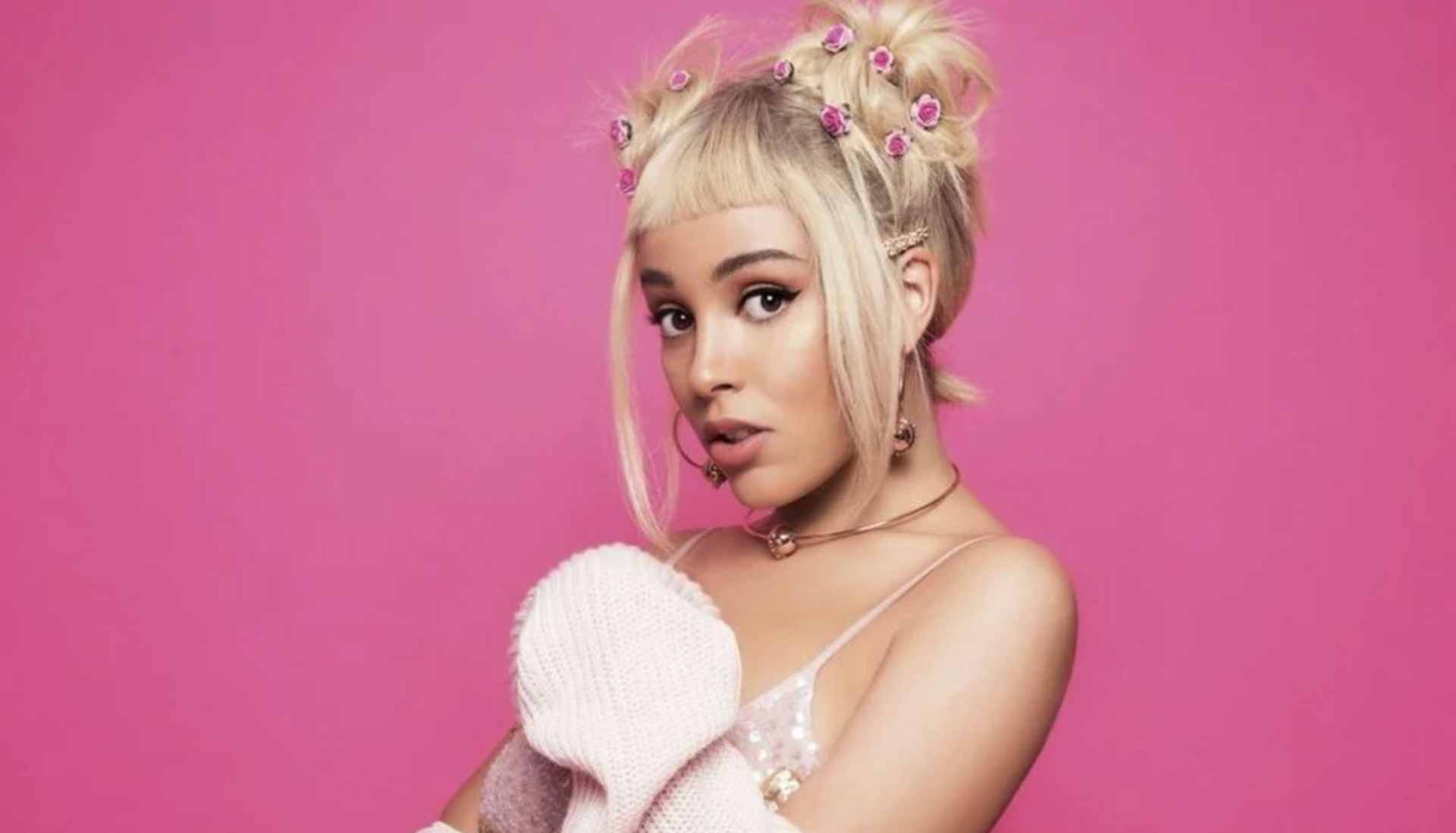 Doja Cat claps back at netizens for criticizing her album cover