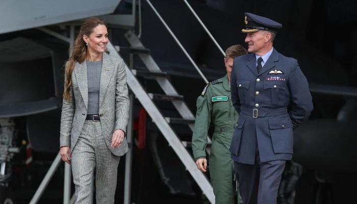 Kate Middleton wows at RAF Coningsby with pilot skills