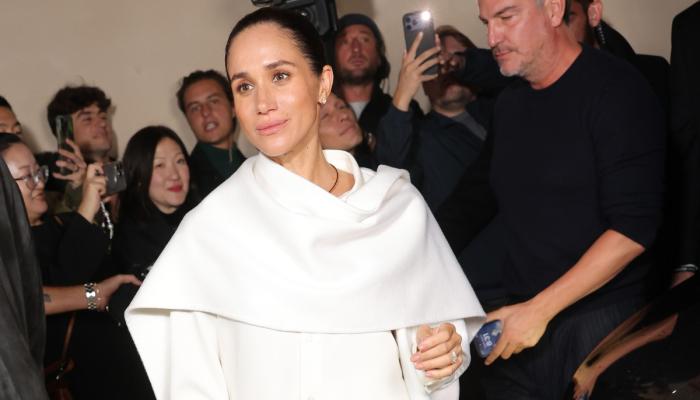 Meghan Markle should apologise Paris Fashion Week blunder that ‘hurt’ Prince Harry