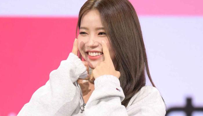 Mamamoo member Solar to join the military?