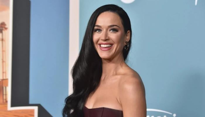 Katy Perry drops bombshell after steamy kiss with Justin Trudeau