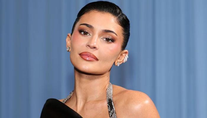 Kylie Jenner sparks frenzy with bold look despite “Cringe” music backlash