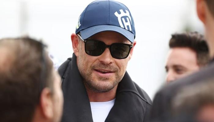 Chris Hemsworth teases career shift