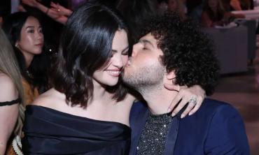 Selena Gomez pokes fun at Benny Blanco's ex: 'Gold over copper'