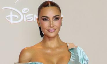 Kim Kardashian’s red carpet stunt leaves fans gasping