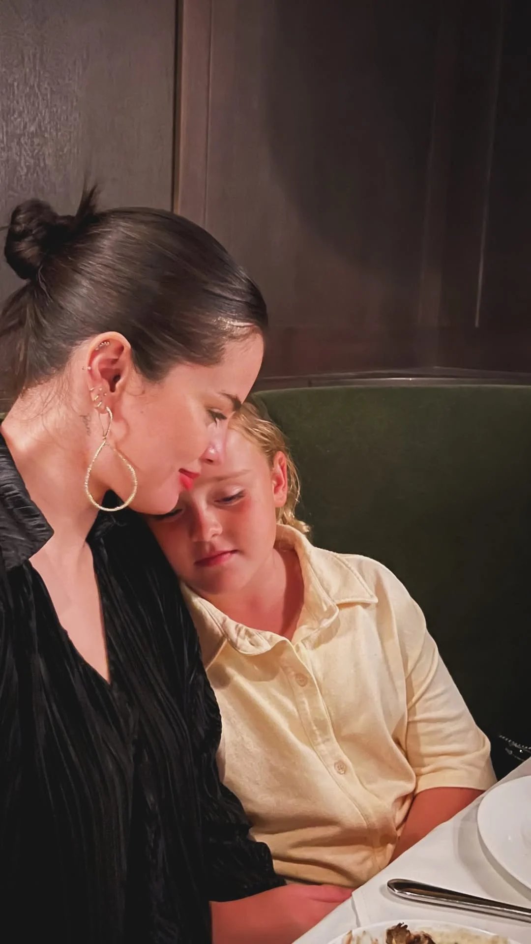 Selena Gomez with her little sister Gracie Elliot Teefey