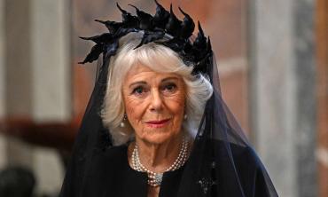 Queen Camilla defended by photographer after getting targeted online
