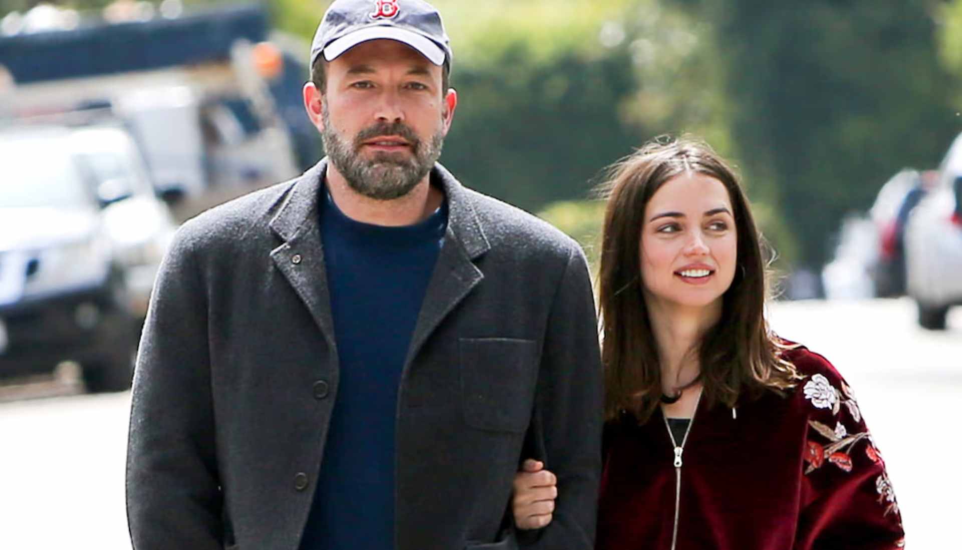 Ben Affleck ready to rekindle romance as Ana de Armas leaves Tom Cruise