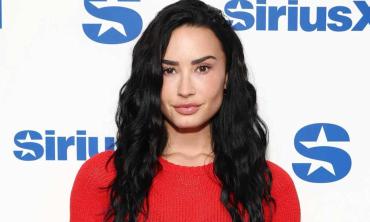 Demi Lovato's 'off styling' sparks major stir at fashion event