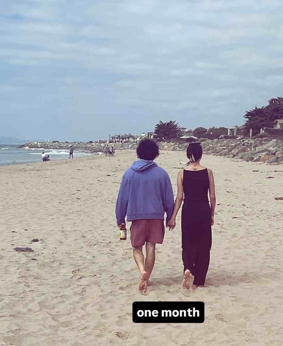 Benny Blanco, Selena Gomez celebrate first month together