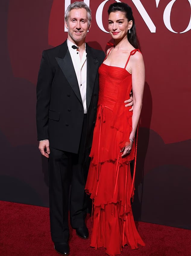 Anne Hathaway and Adam Shulman