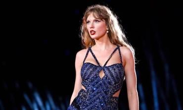 Taylor Swift smashes more records yet again with surprise release