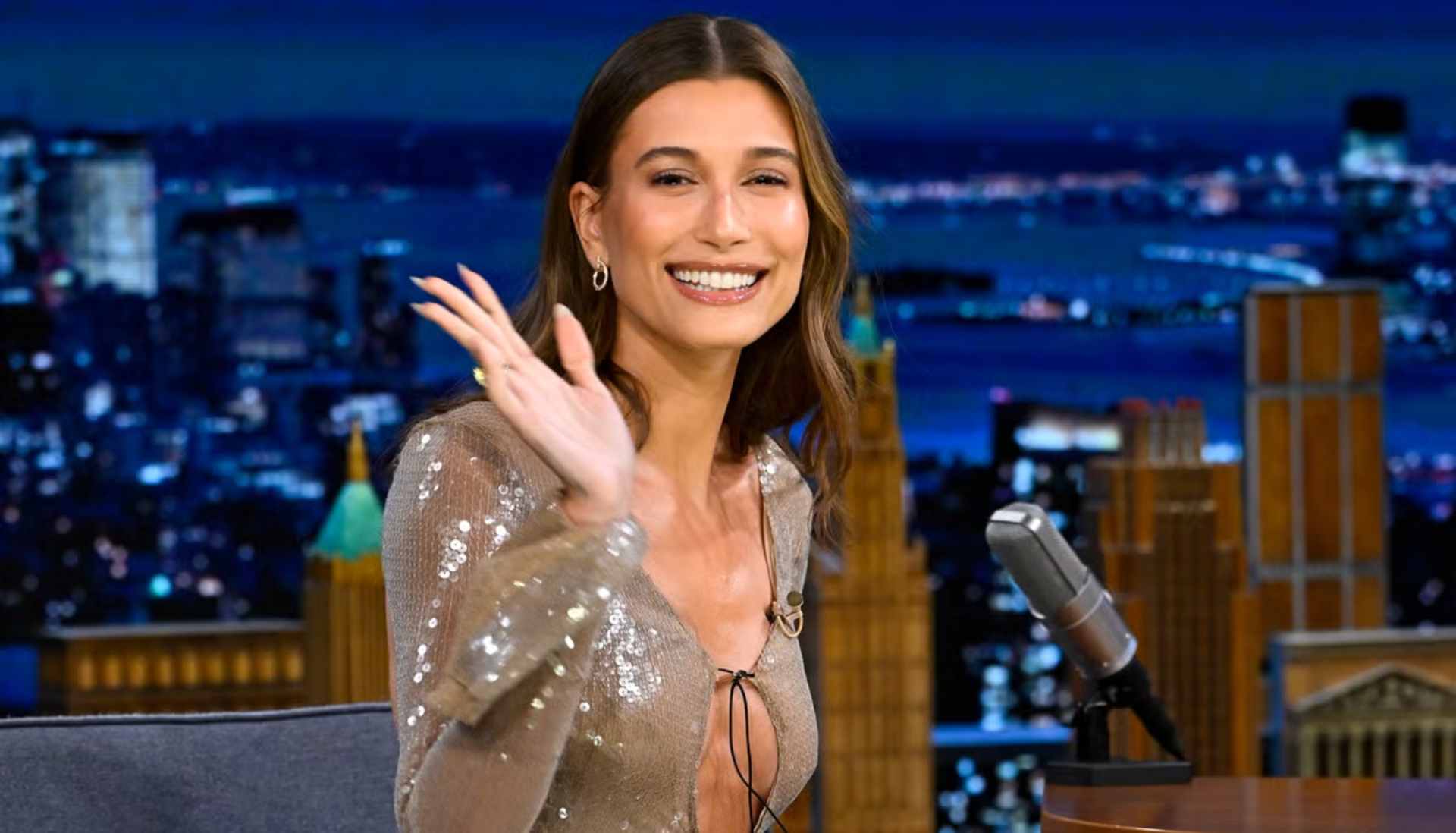 Hailey Bieber receives interesting gift