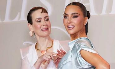 Sarah Paulson spills wild story about ‘spitting’ in Kim Kardashian’s face  