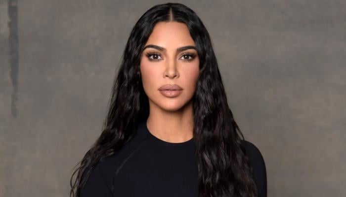 Kim Kardashian believes shes the only hardworking sister: Watch