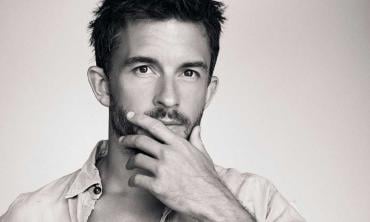 Jonathan Bailey this year’s ‘Sexiest Man Alive’?