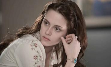 Kristen Stewart warns: Hollywood in ‘state of emergency’