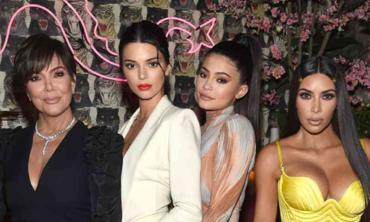 Kim Kardashian stunned at mom, Kris' birthday with Kylie, Kendall Jenner