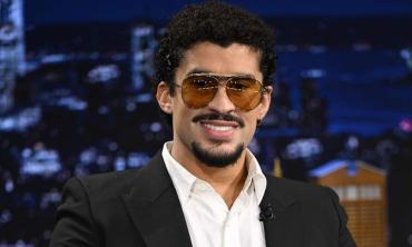 Bad Bunny sends fans into frenzy at Latin Grammys