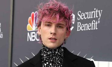 MGK recreates heartwarming photo, fans go 11 years back