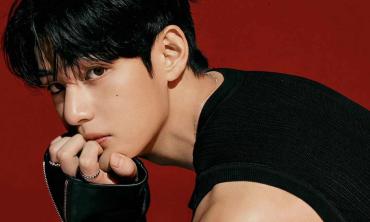 BTS V draws huge crowds at pop-up event