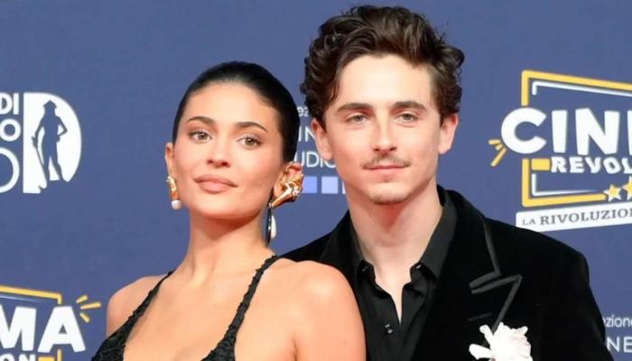 Timothée Chalamet shrugs off Kylie Jenner split, flashes carefree smile
