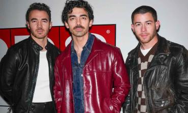 Jonas Brothers gush over Absolutely’s new single
