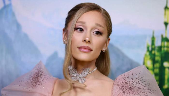 Ariana Grande struggles with major transformation: Fans offer solution