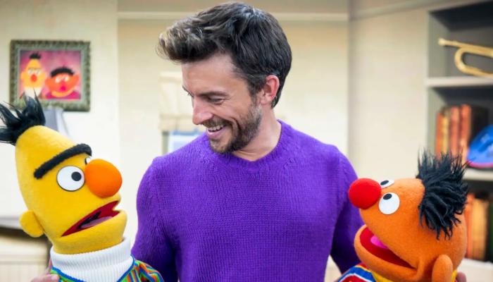Jonathan Bailey throws ‘Wicked’ dance moves in ‘Sesame Street’