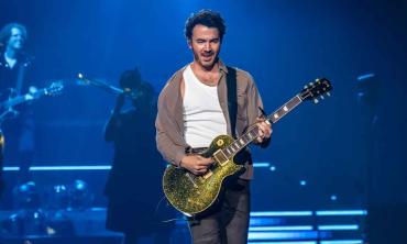 Kevin Jonas drops first solo single ‘Changing’