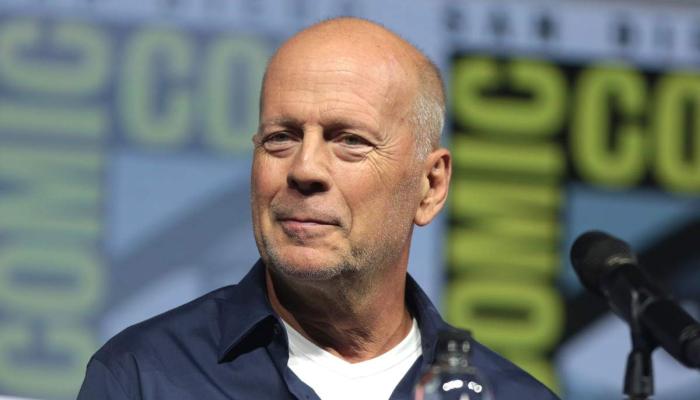 Bruce Williss daughter reveals devastating health crisis of her dad