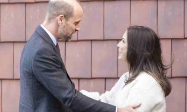 Prince William reunites with late star’s widow