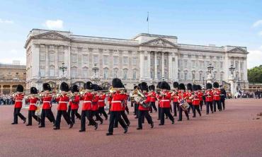 Buckingham Palace fake news prompts clarification